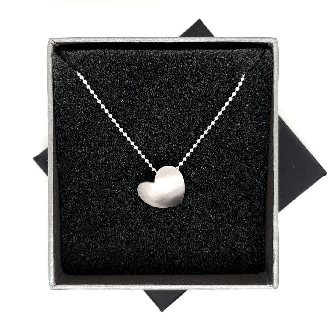 STERLING SILVER MATT FINISH HEART NECKLACE - kosznikjewellery