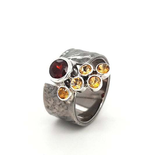 SILVER RING - BLACK RHODIUM - WITH NATURAL GARNET AND CITRINE STONES - kosznikjewellery