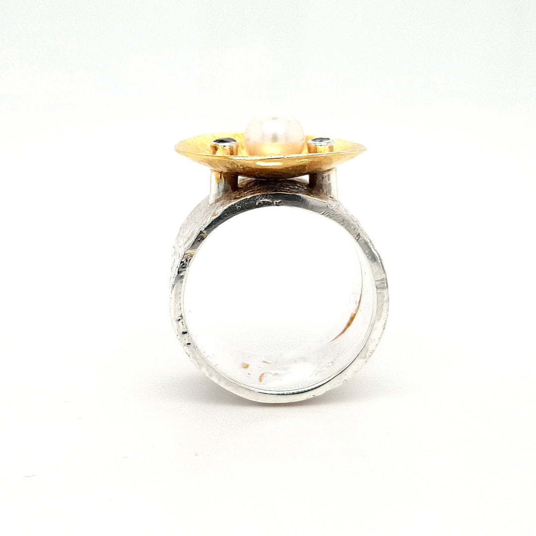 SILVER RING - GOLD PLATED - WITH NATURAL PEARL AND ONYX STONES - kosznikjewellery